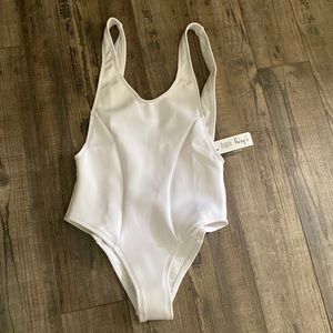 Dippin Daisy’s one piece swimsuit size S
